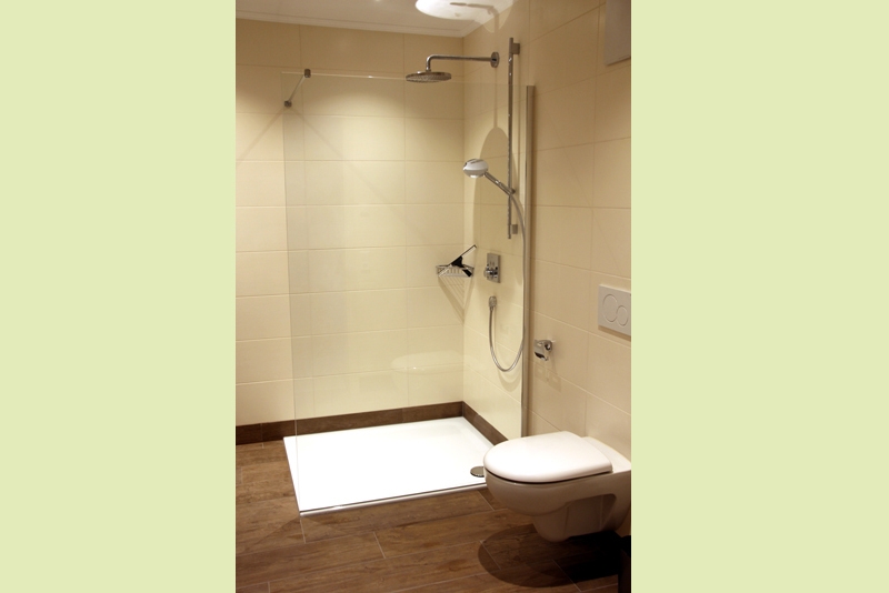 Ferienhof Straub Sasbach Ferienwohnung Burg-Windeck-Blick Bad