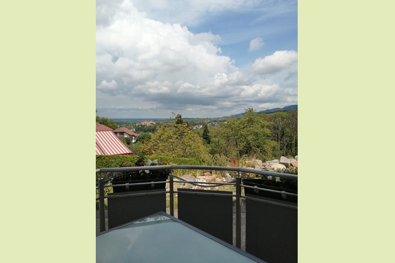 Ferienhof Straub Sasbach Ferienwohnung Klosterblick Ausblick Balkon