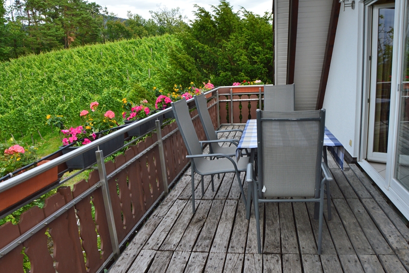 Ferienhof Straub Sasbach Ferienwohnung Panorama-Blick Balkon