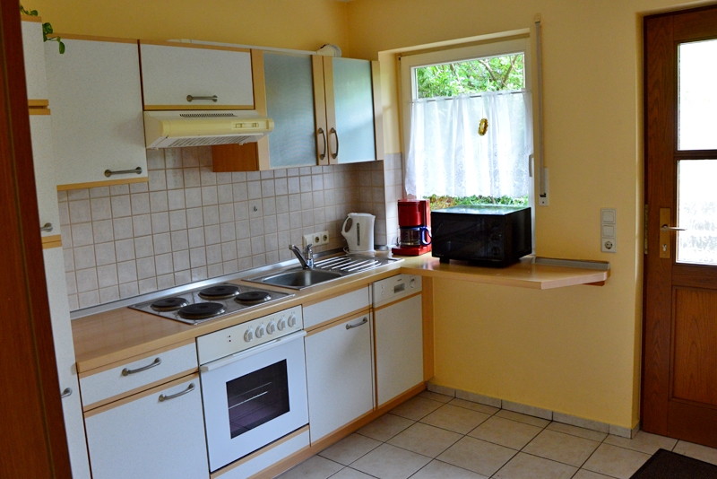 Ferienhof Straub Sasbach Ferienwohnung Weinberg-Idylle Küche