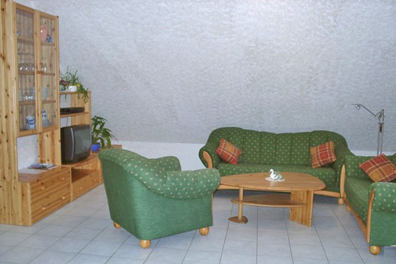 Ferienhof Straub Sasbach Ferienwohnung Vogesen-Blick Wohnzimmer